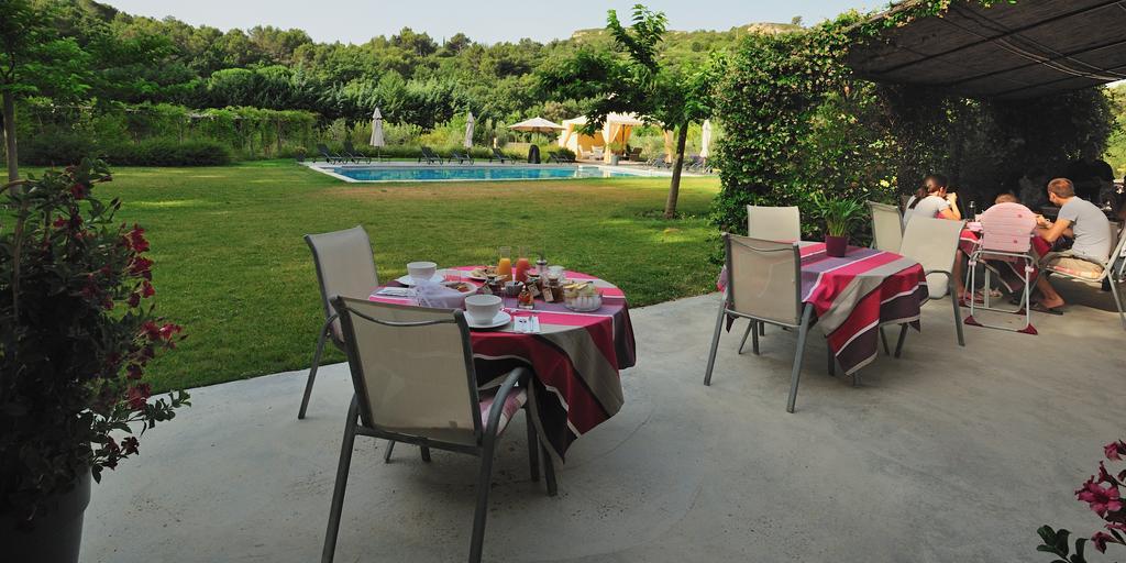 Bed and Breakfast Mas De Lure Salon-de-Provence Exterior foto
