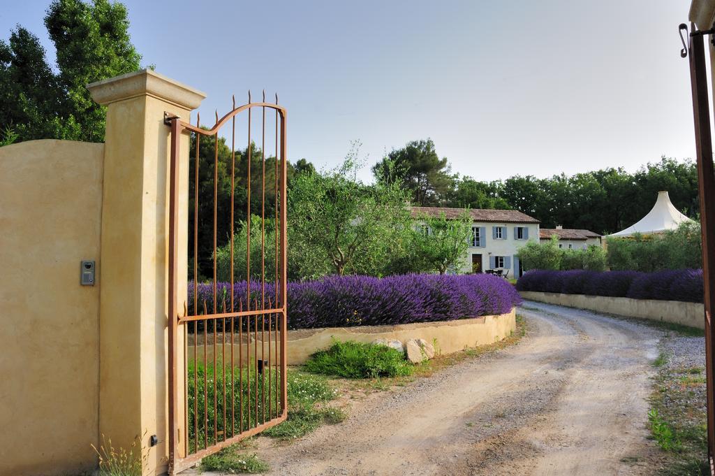 Bed and Breakfast Mas De Lure Salon-de-Provence Exterior foto